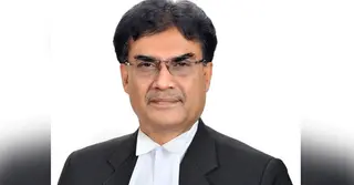 আওয়ামীপন্থি আইনজীবীদের নির্বাচন করতে দেয়া হচ্ছে না: বদরুদ্দোজা বাদল